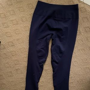 Lululemon Navy blue cropped leggings